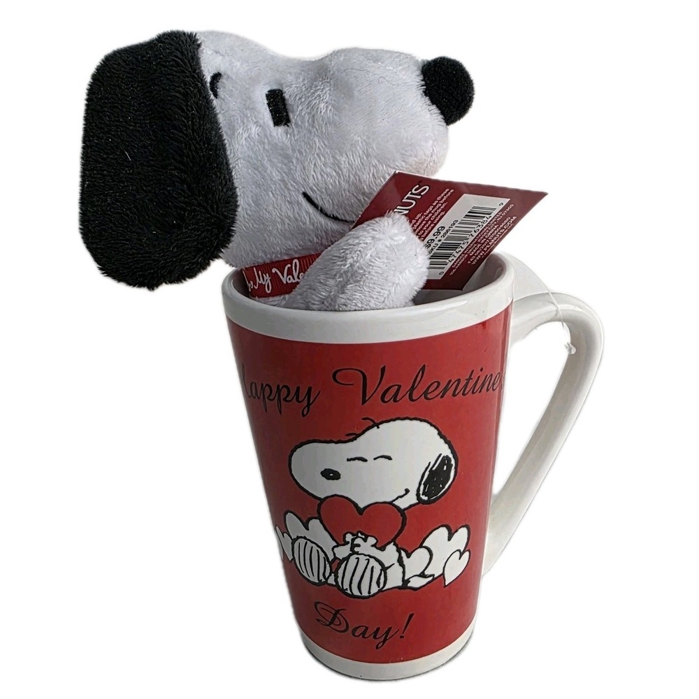 Peanuts Snoopy Valentines Mug and Small Plush NEW With Tags‎